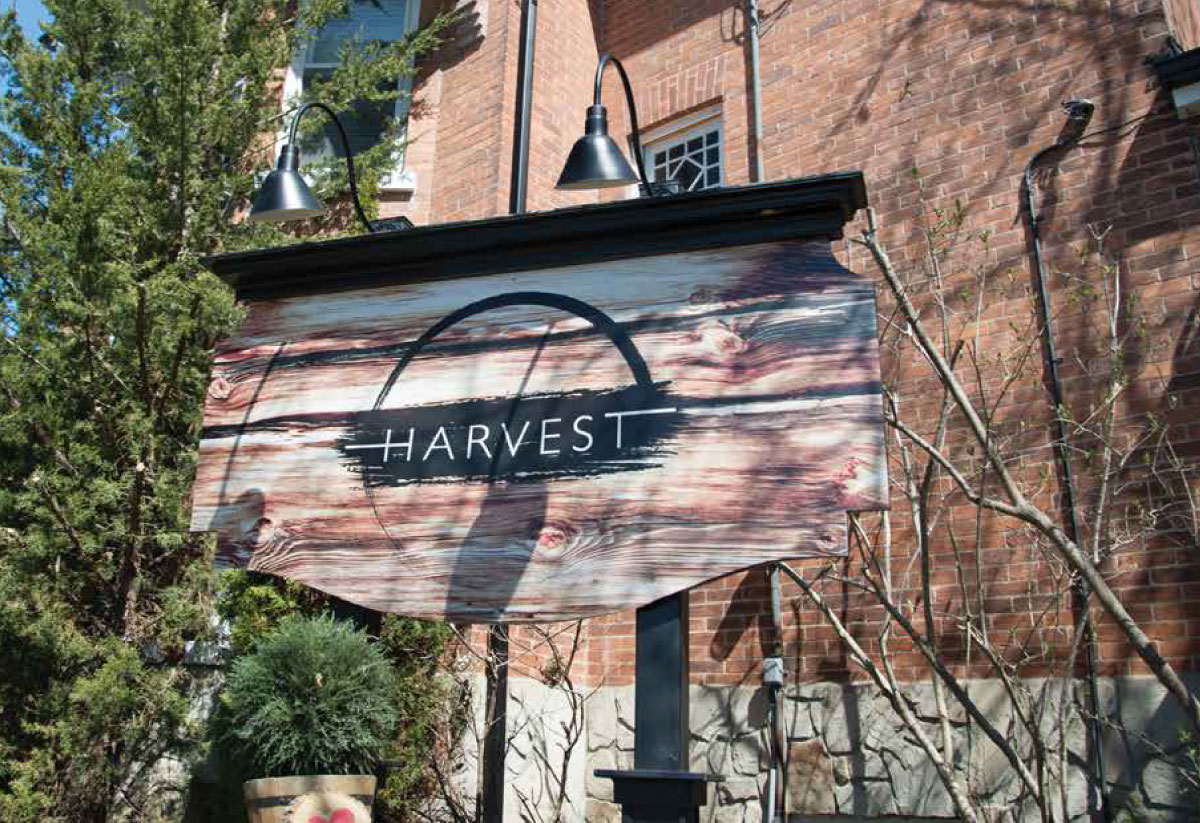 Located in the heart of Brooklin, Harvest Restaurant invites you to a 125 year old century home full of wonderful character serving an evolving seasonal menu rich in flavour and colour.